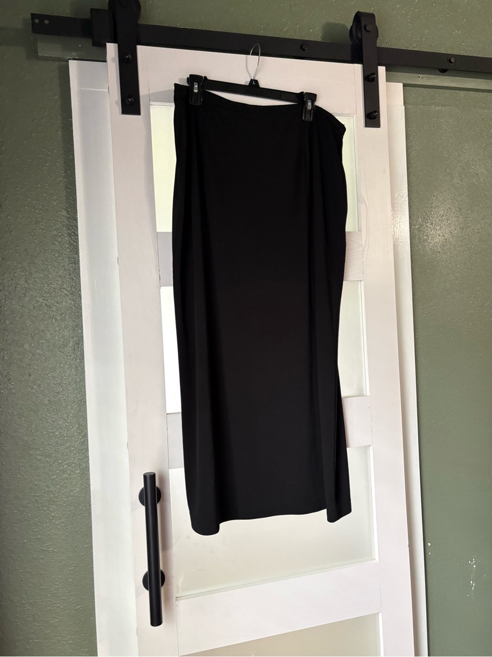 Cato Black Maxi Skirt - Sleek Long Silhouette